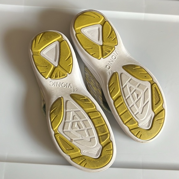 VIONIC Women’s Flip Flop Sandals!!  Size 10 / 41 - Picture 6 of 10